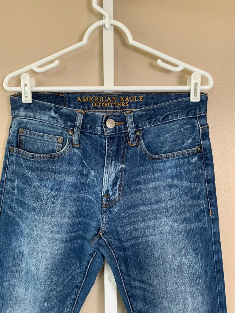 American Eagle Distressed Wash Slim Jeans